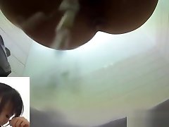Hairy asian filmed peeing