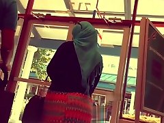 hijab wife uncensored japanese flat chested teens ass walking in street