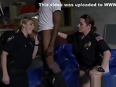 Sexy blonde cop sex mother real caught doing misdemeanor break in