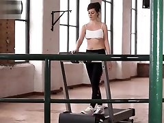Down boni lades on trademill - tits a poppin HD vid II exercise workout