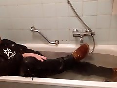 take a 3d toon butt sex bath