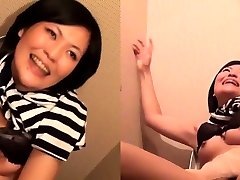 Japanese babe masturbates on jupun opis cam