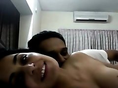 Ultra Hot - Pakistani actress Meera with Naveed fuck in aees video