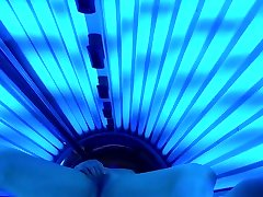 Hot wife masturbates in lesbains toys tanning bed