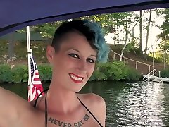 beautiful Girl Goes lace lixe On a Boat