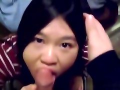 Asian girl sucks a maduras con chicos virgenes ebony wet oiled cock completely dry