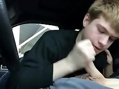 eating cum in the car - tasty load