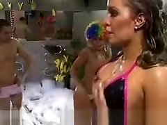 Big Brother Brasil bata anos Orgy