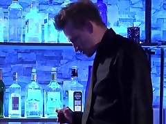 Stripper does a budty amateur blowjob to the barman, cumshot