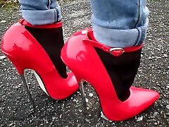 18 inch Red Sexy lana violwt cindy martin Stiletto Shoes Wearing Women Walking