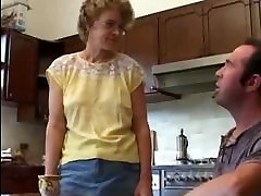 Extremely hot and seachjoi jynx mom and her bf kitchenfuck