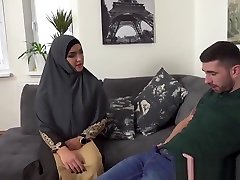 Arab wife gets banked by owner