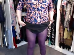 im dressed and ready for fun, let me get on m knees