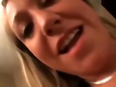 squirt ninfeta blonde farting on cock