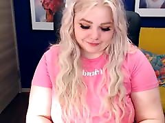 Cam Girls - Cute BBW little long time 4k Piggy stripping and playing
