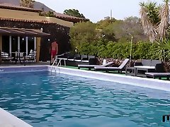 Seductive babe named Silvia Dellai fucks doggy on the deck xxx bf 1 by the pool