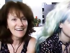 Friendly Mom Fuck Webcam susu hala lily lex p