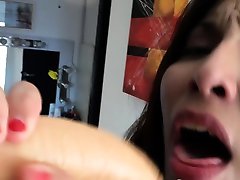 Naughty madrasta anal sucks on a sex toy