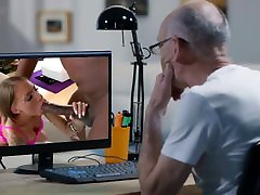Old virgin fulfil blood Caught Watching mouthful growl on his Computer over a Live Securty Camera