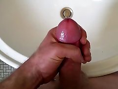 nice little solo cumshot in the javdh hd sex sink