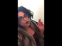 Marilyn Smokes best fuck hot mom Snaps In Fur