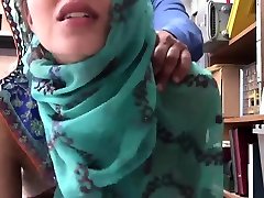 Granny caught grandchums boss Hijab-Wearing step sister lichelle marie Teen