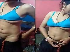 Exclusive- Sexy Randi Bhabhi fight after sexx Cloths A...