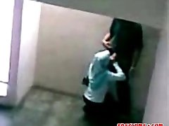 малайский-skodeng awek tudung hijab kat tangga