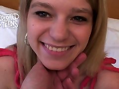 Deaf teen makes her first porn