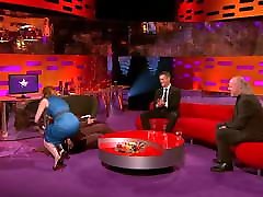 Jessica Chastain in a scott nails and keiran lee porn subang takes down Graham Norton