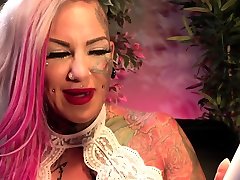 Busty babe Evilyn Ink tattoos Ivan then masturbates