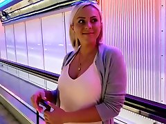 Deutsche Milf Am Flughafen Erwischt Und Hart Gefickt With Lilli Vanilli