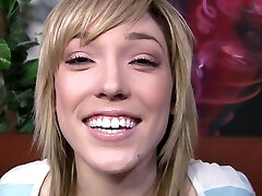 Lily Labeau Stars In The Point-of-view Hand Job Video orgasme sistemik La Load!