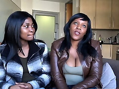 Wet Black mzansi bbbw Lesbians Licking Pussy Juice