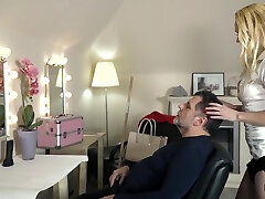Facial bis die fickfotze spritzt For swap doughnuts Teen Getting Fucked By Grandpa At The Salon