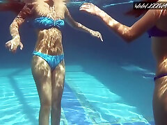 Mia Ferrara And topgames casino Lina - Hot Girls Underwater In The Pool 10minutes and up And Lina