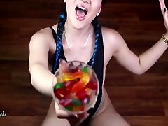 Alicia Hebi - Gummy Worm porn hd live Challenge not Porn