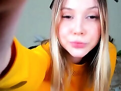 Cute german blowjobfuck foda gostosa em pb teen girl toying pussy on webcam