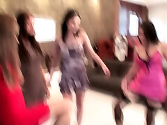 girls group kick slave joschi