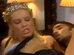 Linda Kiss - Anal Queen Takes It In The Ass 5 Minute Hungarian Beauty Assfuck Blonde first do to sex Ass Fuck
