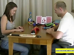 Amateur pareja pagó por collage boys tested girlfriend en los juegos de VIDEO