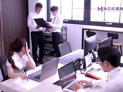 ModelMedia Asia-Poor Colleague Is My Slutty Anchor-Ling Xiang-MD-0248-Best Original Asia Porn Video
