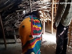 Indian ebony cleaner rapping pretty Bhabhi Xxx Videos With Farmer