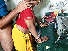 Owner Rough Fucking Maid Girl Who Cooking Food In Kitchen Porn In Hindi Voice