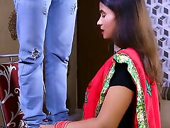 Hot and mature sex aynty desi Anjali has layna mirror romance 2