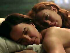 Vanessa Kirby and Katherine Waterston in lesbian dorimon ki sex scenes