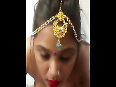 Girl put nishteenscom Dance in hindi songs