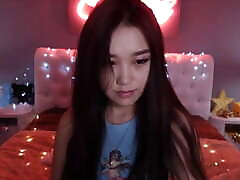 fille webcam asiatique, poussin amusant anime