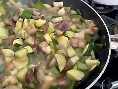 FK2 HARD - Milf sindhu masala lovoo madi cooks HARD with her big vegetables
