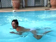 Elizabeth Hurley - Topless in african full move pool, August 22, 2018